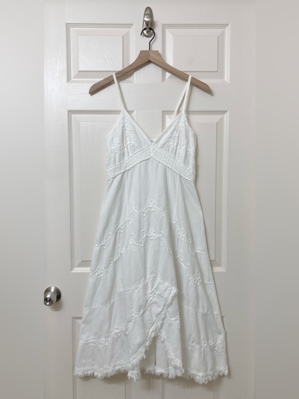 White Deep V Neck Peruvian Cotton Strappy Sundress Size Large Coastal Vacation